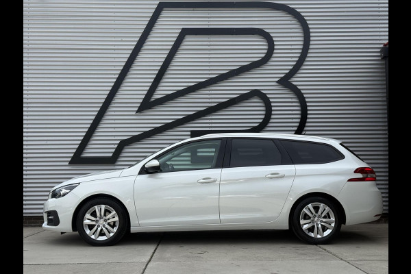 Peugeot 308 SW 1.2 PureTech Blue Lease Executive 2e Eigenaar|Navi|Clima|Cruise|Pano|Trekhaak|Carplay|PDC V+A|D-riem vv in2024|N.A.P|APK tot 04-2027