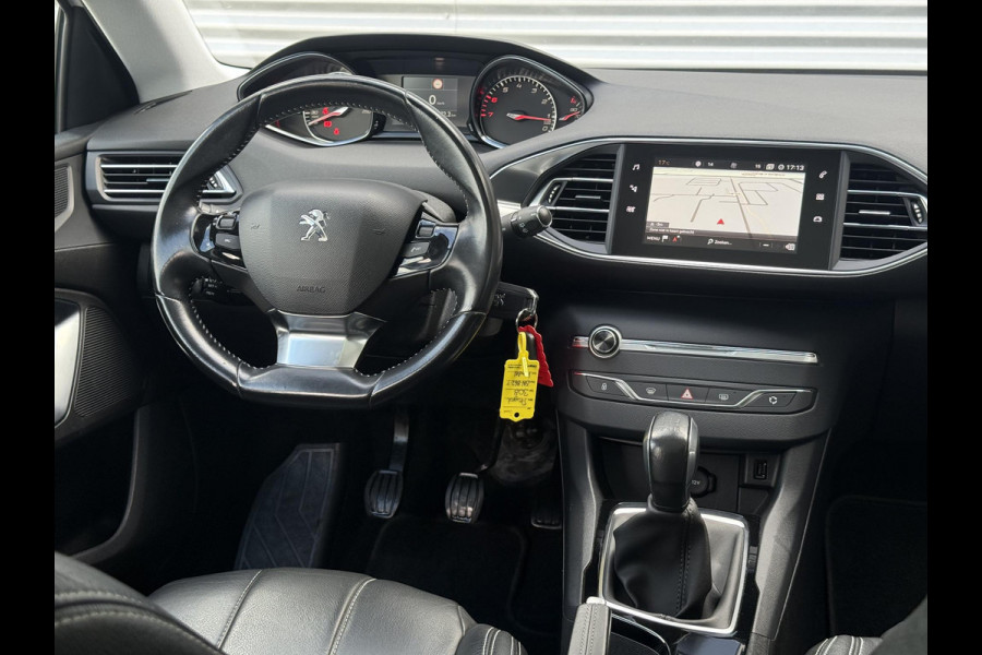 Peugeot 308 SW 1.2 PureTech Blue Lease Executive 2e Eigenaar|Navi|Clima|Cruise|Pano|Trekhaak|Carplay|PDC V+A|D-riem vv in2024|N.A.P|APK tot 04-2027
