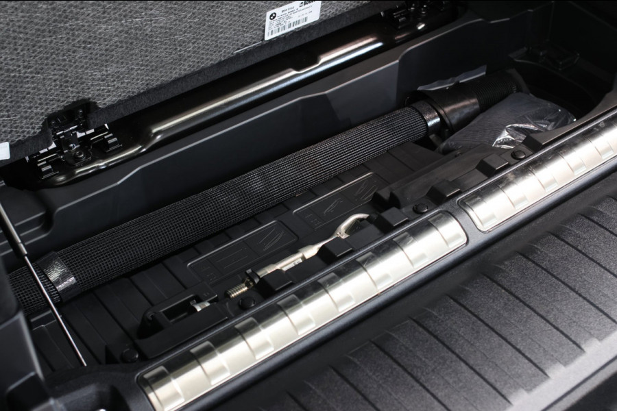 BMW X5 XDrive50e M-Sport Pro *Sky-Lounge*B&W*M-Stoelen*Achteras-Besturing*