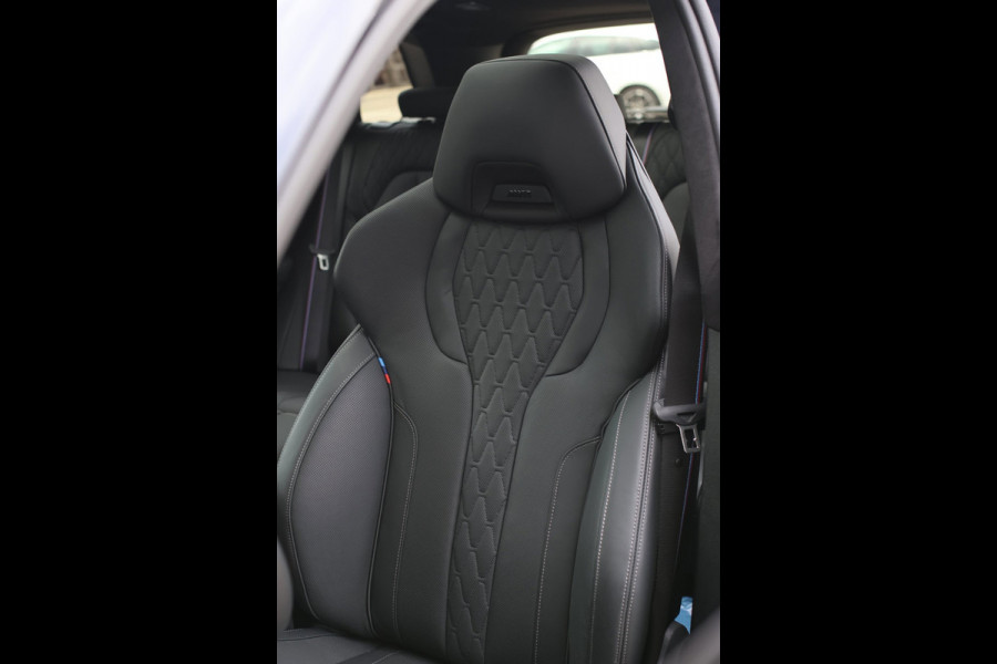 BMW X5 XDrive50e M-Sport Pro *Sky-Lounge*B&W*M-Stoelen*Achteras-Besturing*