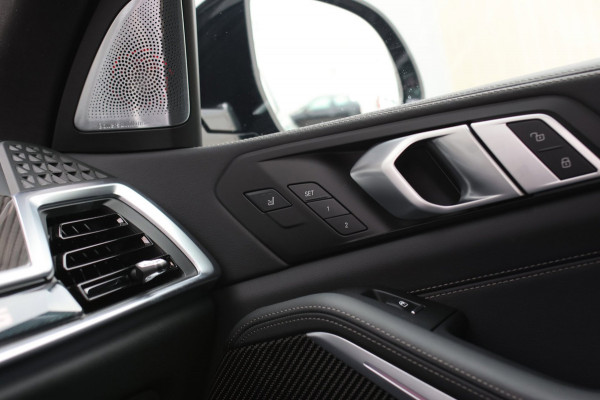 BMW X5 XDrive50e M-Sport Pro *Sky-Lounge*B&W*M-Stoelen*Achteras-Besturing*