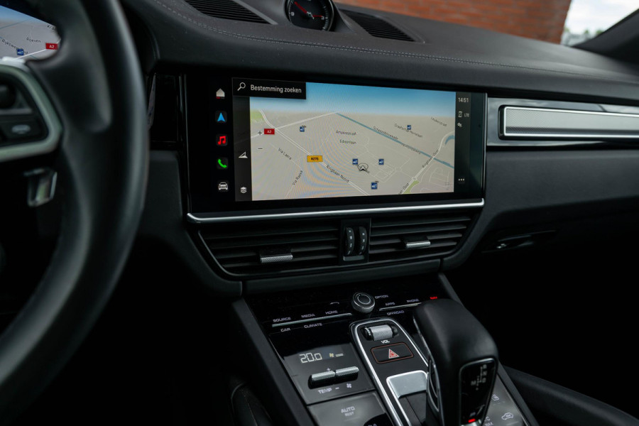 Porsche Cayenne 3.0 E-Hybrid Platinum Edition 4-Wielsturing VOLL