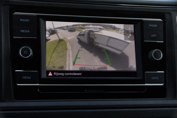 Volkswagen Crafter 35 2.0 TDI L3H3 PB Edition Camera, Cruise, Carplay, automaat, Airco, Trekhaak, Mulitmedia, 140pk, Uniek!