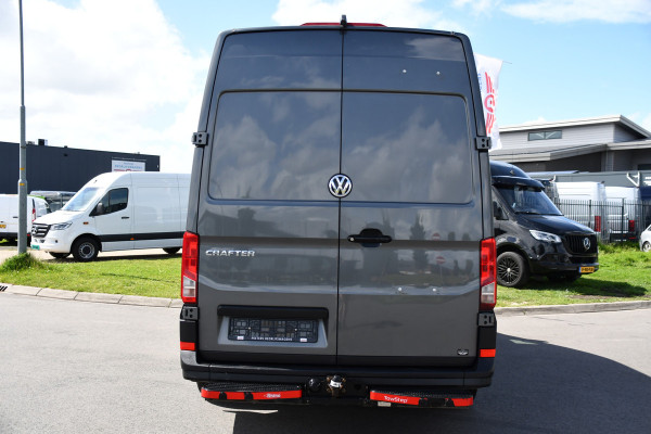 Volkswagen Crafter 35 2.0 TDI L3H3 PB Edition Camera, Cruise, Carplay, automaat, Airco, Trekhaak, Mulitmedia, 140pk, Uniek!
