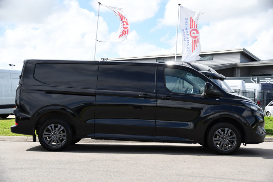 Ford Transit Custom 300 2.0 TDCI L2H1 Black Edition Full Options! Adaptieve Cruise, Virtual, Camera, LED, Carplay, 170pk, Trekhaak, Stuurverwarming, Automaat, Stoelverwarming, Uniek!