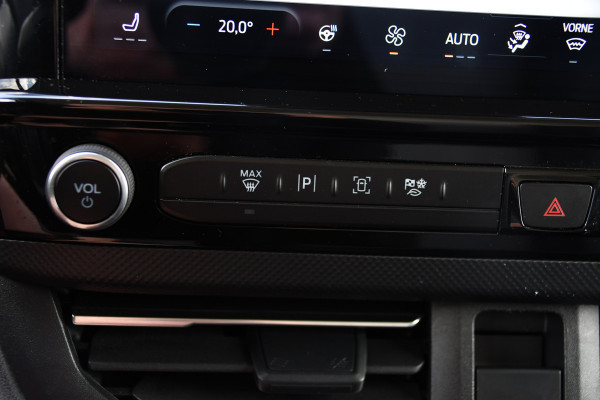 Ford Transit Custom 300 2.0 TDCI L2H1 Black Edition Full Options! Adaptieve Cruise, Virtual, Camera, LED, Carplay, 170pk, Trekhaak, Stuurverwarming, Automaat, Stoelverwarming, Uniek!