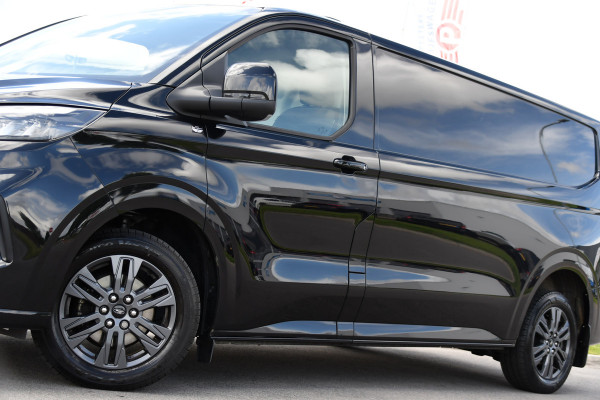 Ford Transit Custom 300 2.0 TDCI L2H1 Black Edition Full Options! Adaptieve Cruise, Virtual, Camera, LED, Carplay, 170pk, Trekhaak, Stuurverwarming, Automaat, Stoelverwarming, Uniek!