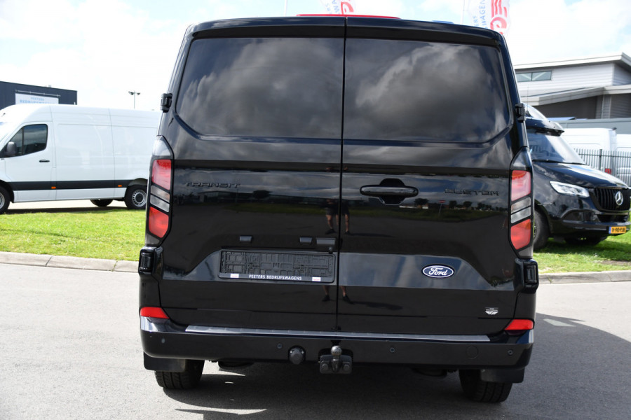 Ford Transit Custom 300 2.0 TDCI L2H1 Black Edition Full Options! Adaptieve Cruise, Virtual, Camera, LED, Carplay, 170pk, Trekhaak, Stuurverwarming, Automaat, Stoelverwarming, Uniek!