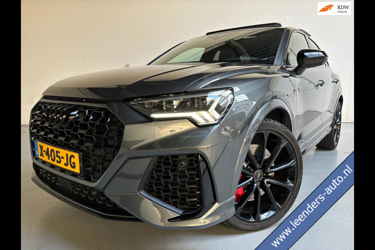Audi RSQ3 Sportback Automaat 2.5 TFSI 400PK Quattro Daytona Grey, Black Pakket, Alcantara/Half Leder, Schuifdak, 21inch, Trekhaak