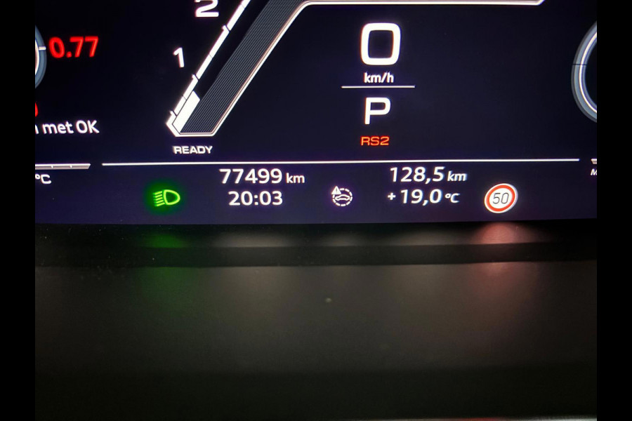 Audi RSQ3 Sportback Automaat 2.5 TFSI 400PK Quattro Daytona Grey, Black Pakket, Alcantara/Half Leder, Schuifdak, 21inch, Trekhaak