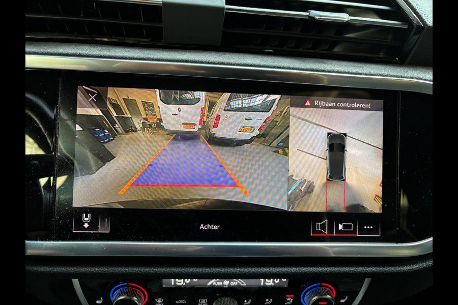 Audi RSQ3 Sportback Automaat 2.5 TFSI 400PK Quattro Daytona Grey, Black Pakket, Alcantara/Half Leder, Schuifdak, 21inch, Trekhaak