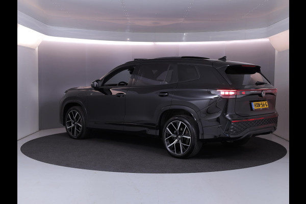 Volkswagen Tayron 1.5 eHybrid R-Line Edition 204 pk Automaat (DSG) | Verlengde garantie | Navigatie | Panoramadak | Trekhaak (wegklapbaar) | Parkeersensoren (Park assist) | Achteruitrijcamera | Black Style pakket | R-Line |