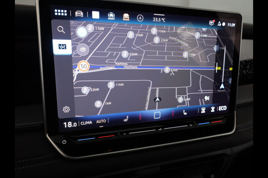 Volkswagen Tayron 1.5 eHybrid R-Line Edition 204 pk Automaat (DSG) | Verlengde garantie | Navigatie | Panoramadak | Trekhaak (wegklapbaar) | Parkeersensoren (Park assist) | Achteruitrijcamera | Black Style pakket | R-Line |