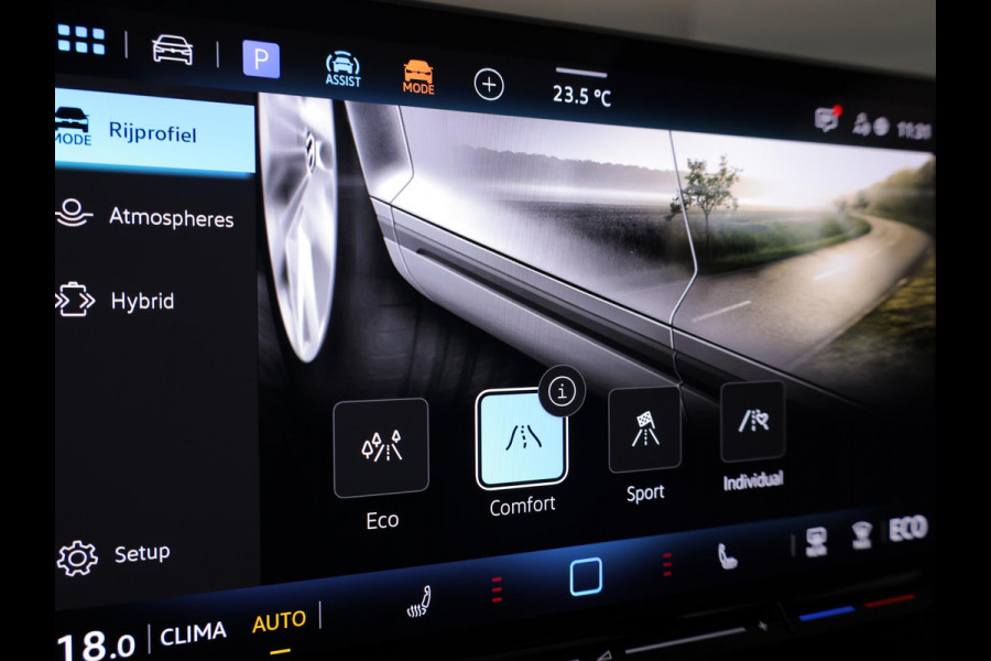 Volkswagen Tayron 1.5 eHybrid R-Line Edition 204 pk Automaat (DSG) | Verlengde garantie | Navigatie | Panoramadak | Trekhaak (wegklapbaar) | Parkeersensoren (Park assist) | Achteruitrijcamera | Black Style pakket | R-Line |
