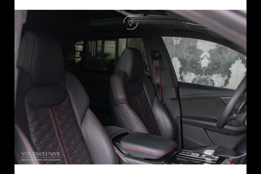 Audi RSQ8 4.0 TFSI Quattro 700PK URBAN|FULL CARBON|23" Vossen|Ceramic|RS Dynamic|B&O 3D Advanced||ACC|Uitlaatsysteem|Keyless|Softclose|Standkachel|360°