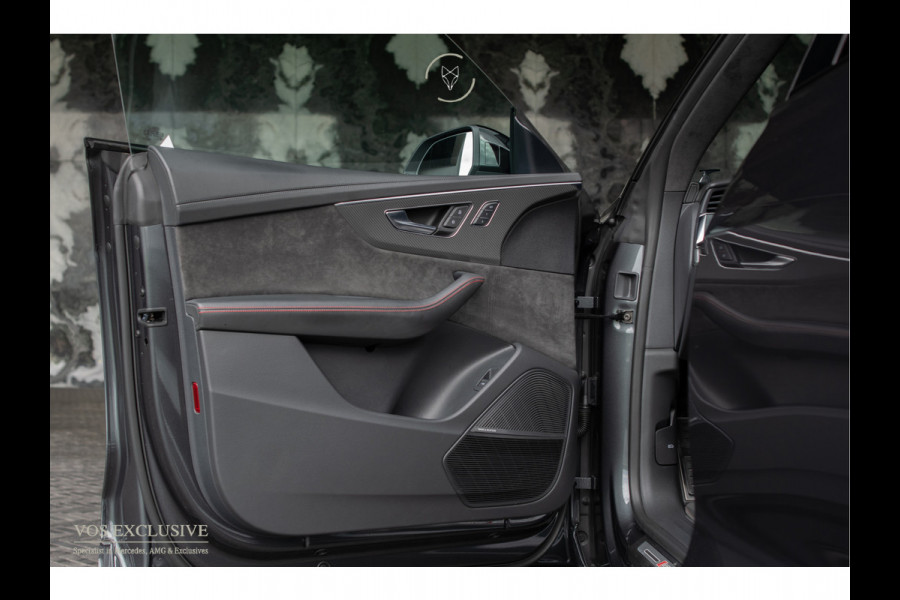 Audi RSQ8 4.0 TFSI Quattro 700PK URBAN|FULL CARBON|23" Vossen|Ceramic|RS Dynamic|B&O 3D Advanced||ACC|Uitlaatsysteem|Keyless|Softclose|Standkachel|360°