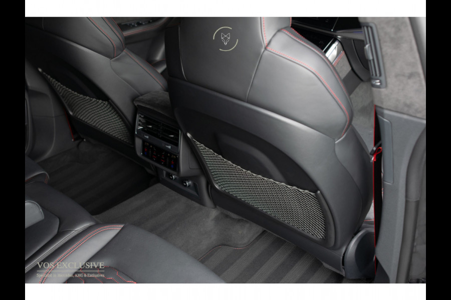 Audi RSQ8 4.0 TFSI Quattro 700PK URBAN|FULL CARBON|23" Vossen|Ceramic|RS Dynamic|B&O 3D Advanced||ACC|Uitlaatsysteem|Keyless|Softclose|Standkachel|360°