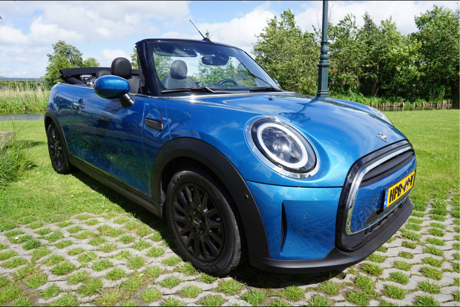 MINI Cabrio 1.5 Cooper Resolute Edition. Navi Leder Camera Stoel+Stuur verwarming