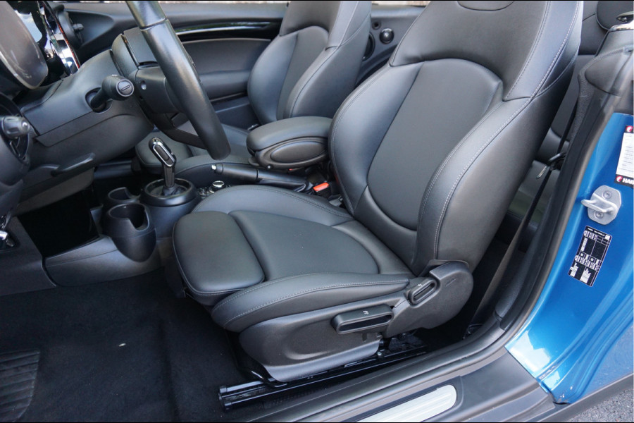 MINI Cabrio 1.5 Cooper Resolute Edition. Navi Leder Camera Stoel+Stuur verwarming