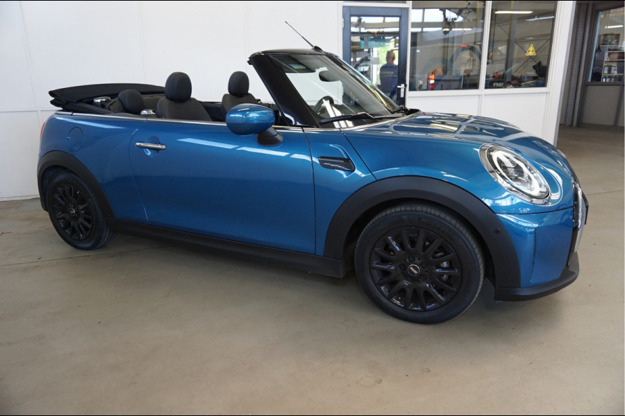 MINI Cabrio 1.5 Cooper Resolute Edition. Navi Leder Camera Stoel+Stuur verwarming