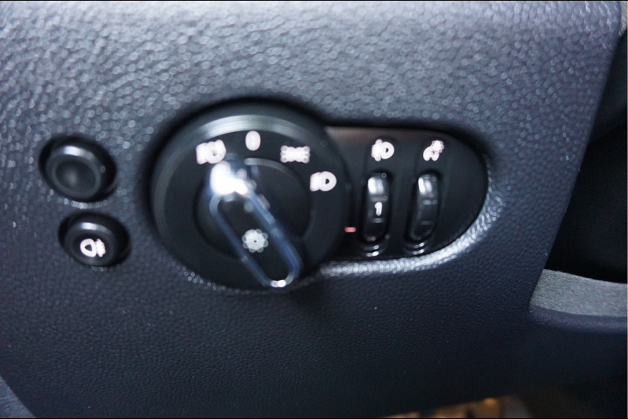MINI Cabrio 1.5 Cooper Resolute Edition. Navi Leder Camera Stoel+Stuur verwarming