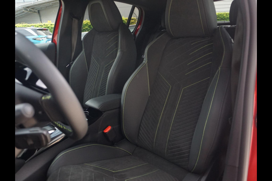 Peugeot 208 1.2 Hybrid 145 e-DCS6 GT Winterpakket