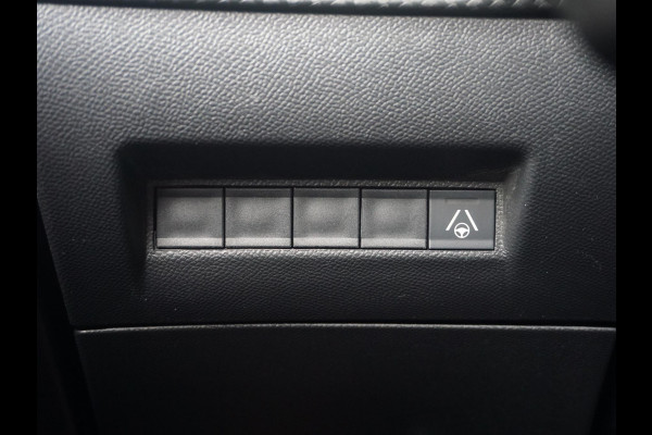Peugeot 208 1.2 Hybrid 145 e-DCS6 GT Winterpakket