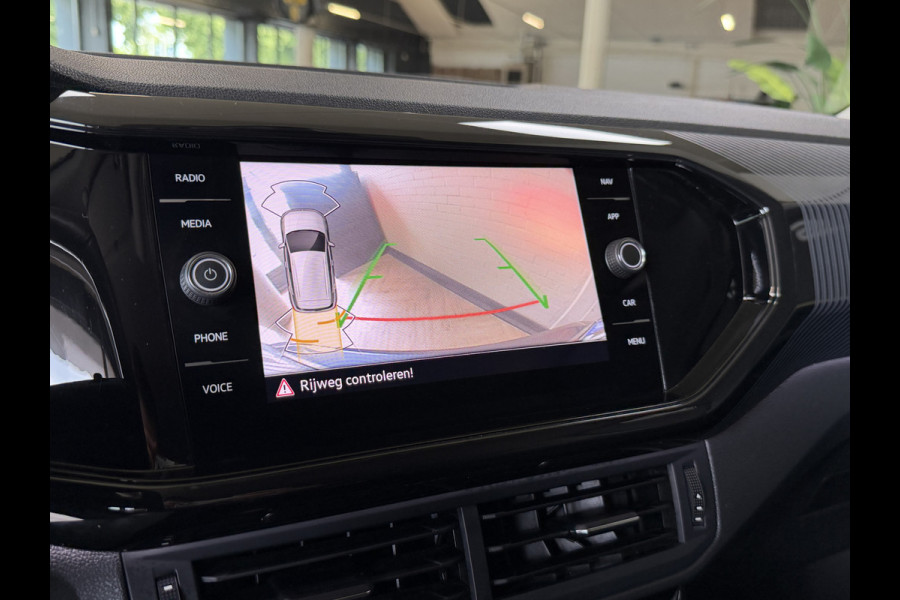 Volkswagen T-Cross 1.5 TSI 150pk ACT DSG Style| Navi | 18" | Camera | Keyless | Carplay | Stoelverwarming | Led | ACC | 100% Dealer Onderhouden!