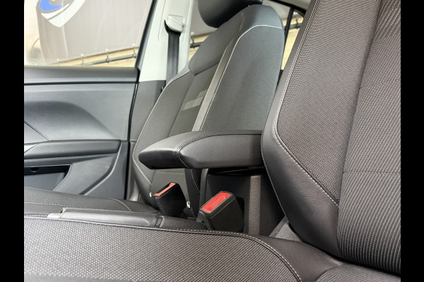 Volkswagen T-Cross 1.5 TSI 150pk ACT DSG Style| Navi | 18" | Camera | Keyless | Carplay | Stoelverwarming | Led | ACC | 100% Dealer Onderhouden!