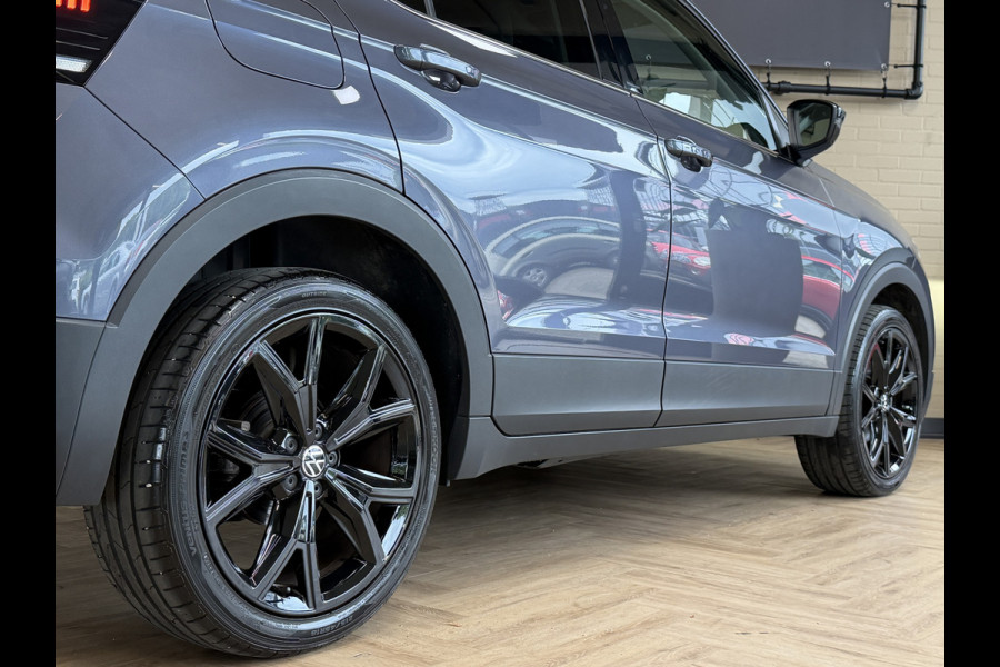 Volkswagen T-Cross 1.5 TSI 150pk ACT DSG Style| Navi | 18" | Camera | Keyless | Carplay | Stoelverwarming | Led | ACC | 100% Dealer Onderhouden!