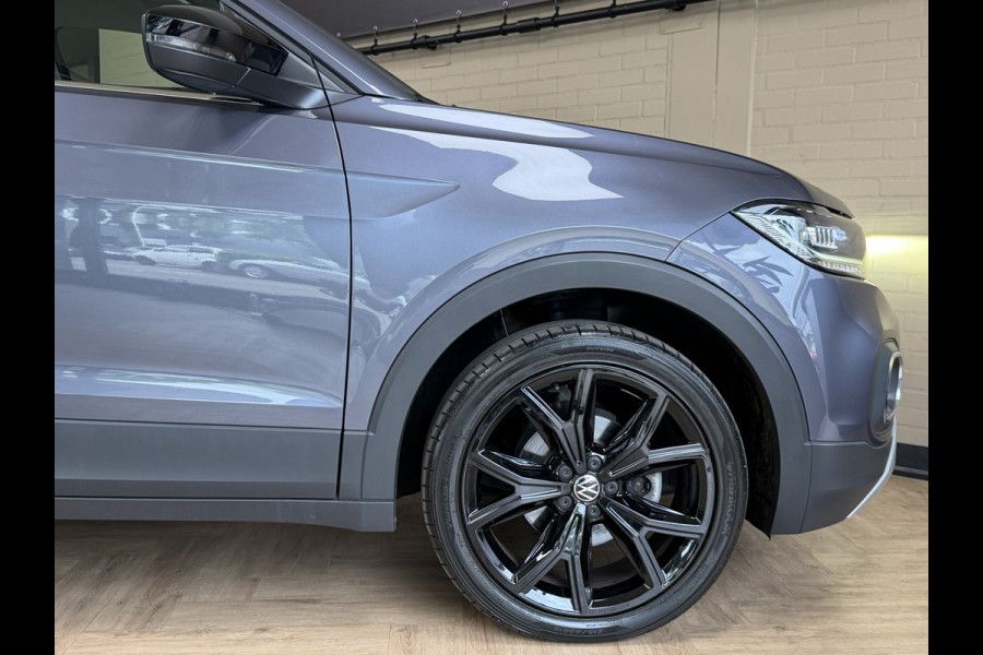 Volkswagen T-Cross 1.5 TSI 150pk ACT DSG Style| Navi | 18" | Camera | Keyless | Carplay | Stoelverwarming | Led | ACC | 100% Dealer Onderhouden!