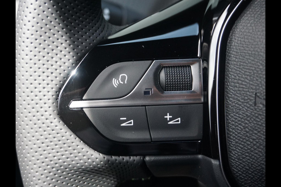 Peugeot e-2008 EV GT Avantage 54 kWh Leder Alcantara