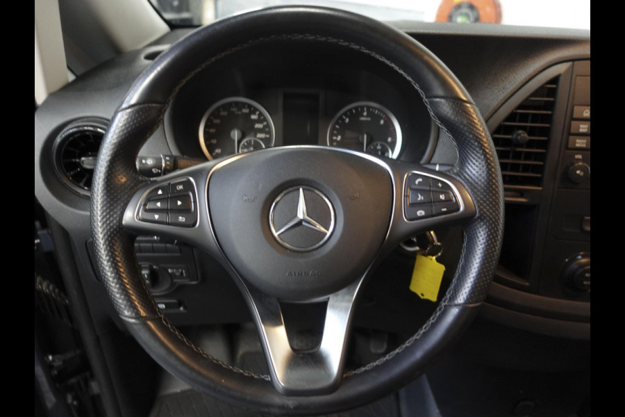 Mercedes-Benz Vito 114 CDI automaat Lang Trekhaak Navigatie Climate control Cruise Control Camera
