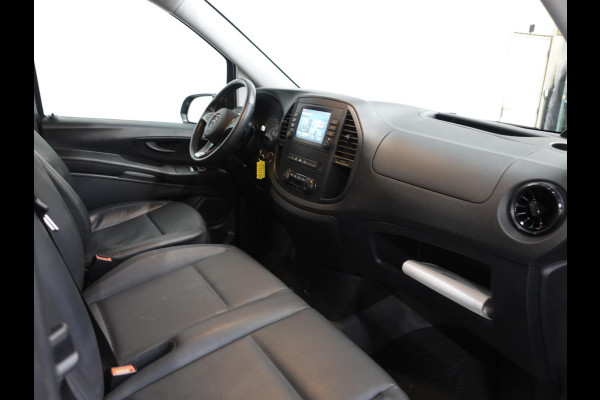 Mercedes-Benz Vito 114 CDI automaat Lang Trekhaak Navigatie Climate control Cruise Control Camera