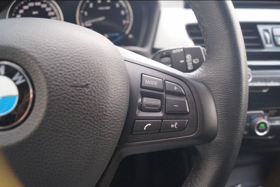 BMW X1 xDrive25e Executive -NAVI-ECC-HUD-CAM-PDC-