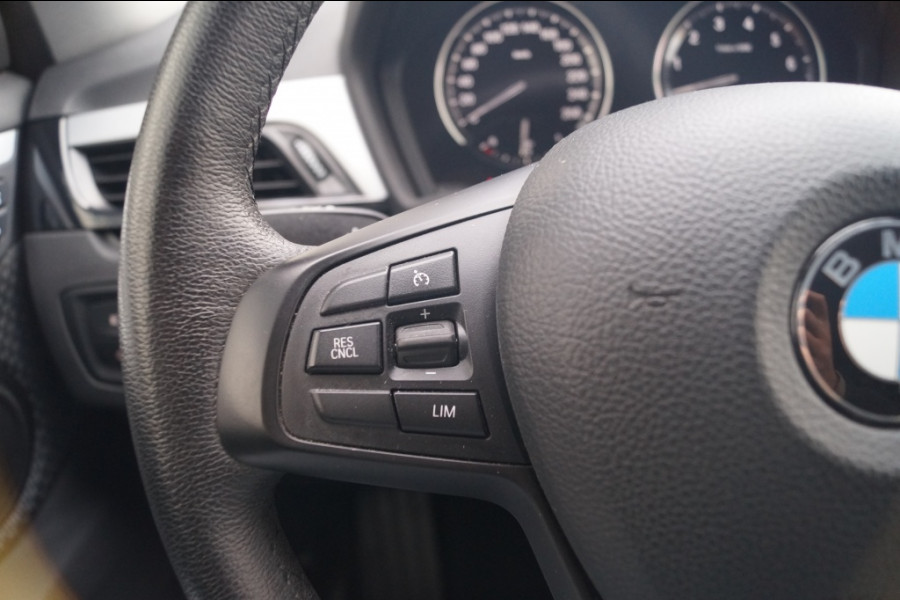 BMW X1 xDrive25e Executive -NAVI-ECC-HUD-CAM-PDC-