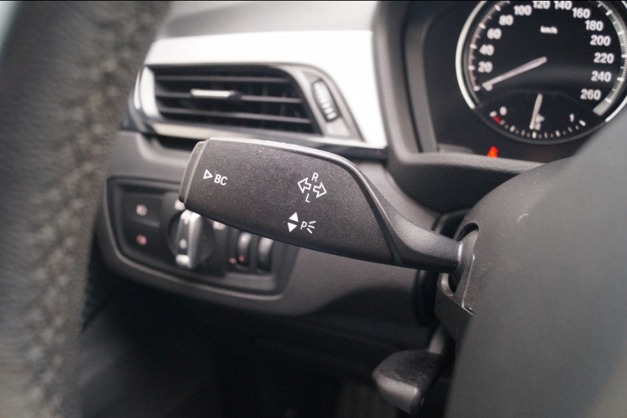 BMW X1 xDrive25e Executive -NAVI-ECC-HUD-CAM-PDC-