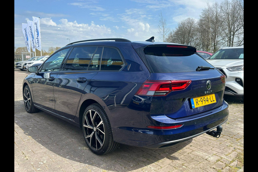 Volkswagen Golf Variant 1.0 TSI Life Business 110 PK | Adaptieve Cruise | Trekhaak | CarPlay | Stoelverwarming | Elektr. Stoel | Camera |