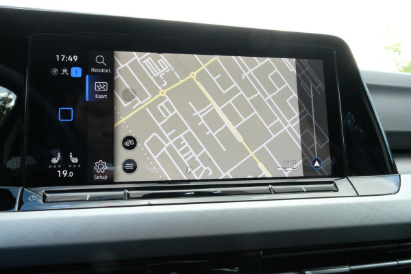Volkswagen Golf Variant 1.0 TSI Life Business 110 PK | Adaptieve Cruise | Trekhaak | CarPlay | Stoelverwarming | Elektr. Stoel | Camera |