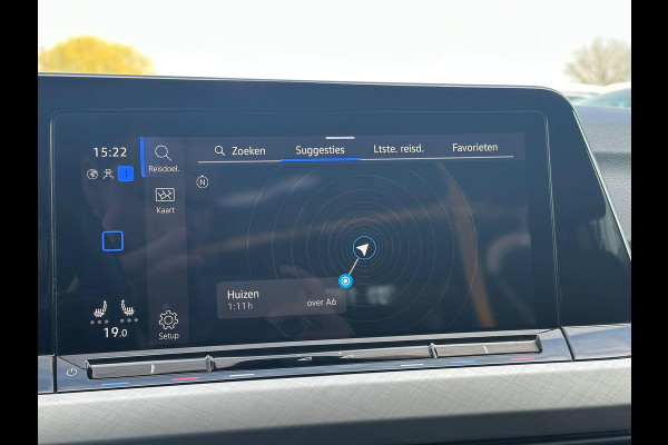 Volkswagen Golf Variant 1.0 TSI Life Business 110 PK | Adaptieve Cruise | Trekhaak | CarPlay | Stoelverwarming | Elektr. Stoel | Camera |