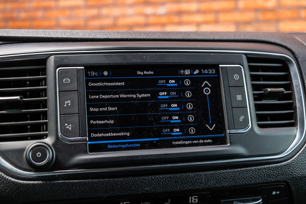 Peugeot Expert 2.0 BlueHDI Long DC | Dubbel cabine | Navigatie | Camera | CarPlay | Climate control | Trekhaak | Dodehoek detector | Nieuwe APK