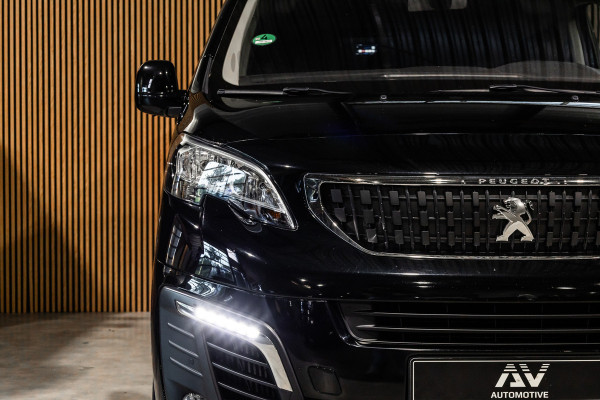 Peugeot Expert 2.0 BlueHDI Long DC | Dubbel cabine | Navigatie | Camera | CarPlay | Climate control | Trekhaak | Dodehoek detector | Nieuwe APK