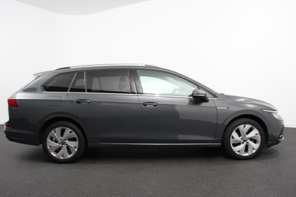 Volkswagen Golf 1.5 TSI 162 pk Variant Style DSG Navigatie Climate Control Adaptieve Cruise Control Lane Assist Privacy Glass Stoel/Stuurverwarming LED PDC V+A Camera Electrische bedienbare Achterklep