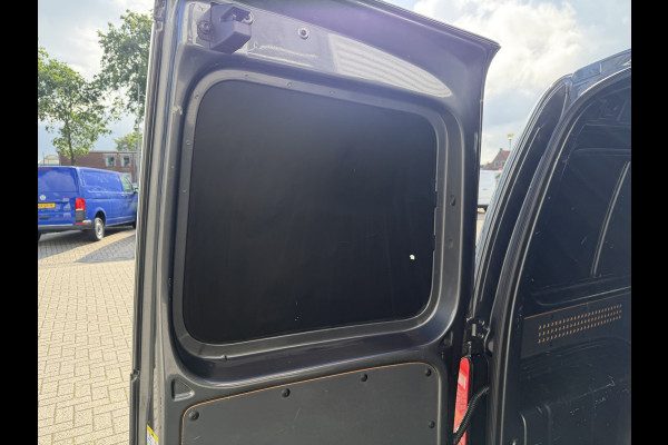 Volkswagen Caddy 2.0 TDI L2H1 BMT Maxi Comfortline / vaste prijs rijklaar € 14.950 ex btw / special edtion! / airco / grijs metallic / navigatie / 18 inch wielen / spoiler / euro 6 / bpm vrij