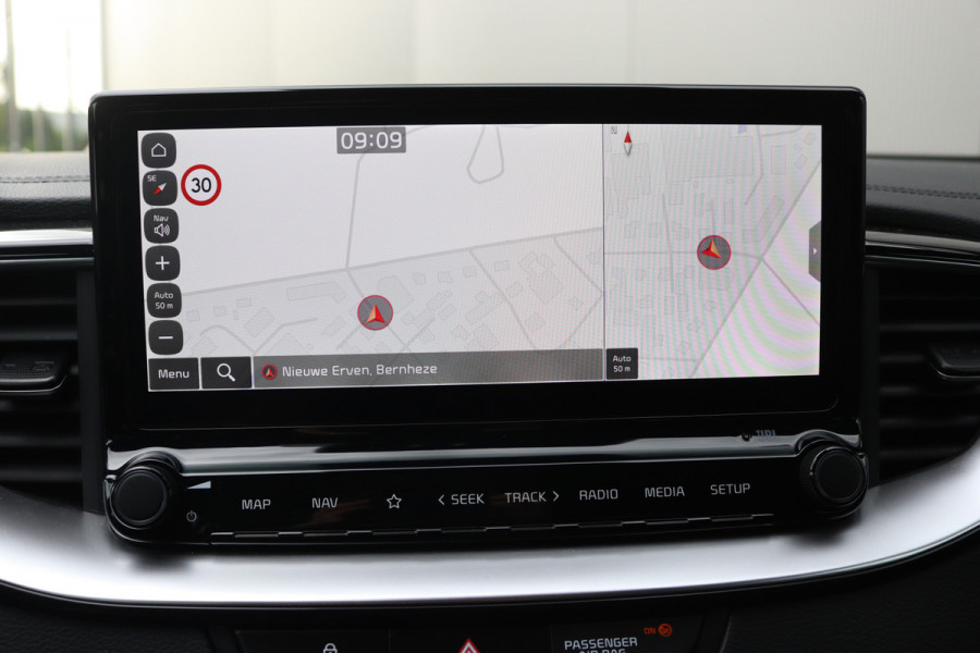 Kia Ceed Sportswagon 1.5 T-GDi 140PK Automaat GT-Line 11-2025!/Navigatie/Adapt.-cruise/Keyfree/Winter-pack