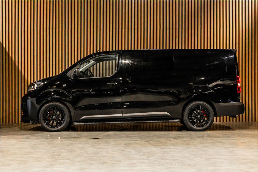 Opel Vivaro 2.0 BlueHdi L3 DC | Dubbel cabine | 6-Zitter | Automaat | Navigatie | Camera | Trekhaak | PDC | Nieuwe APK | Treeplanken | Spoilerkit
