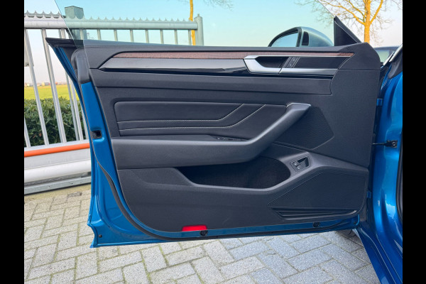 Volkswagen Arteon 1.4 TSI eHybrid Elegance SOH 92,8 %/ STANDK./ ERGOSTOELEN / CAMERA / TREKHAAK / 19INCH / ACC / STOELVERW. / NAVI