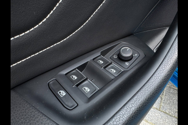 Volkswagen Arteon 1.4 TSI eHybrid Elegance SOH 92,8 %/ STANDK./ ERGOSTOELEN / CAMERA / TREKHAAK / 19INCH / ACC / STOELVERW. / NAVI