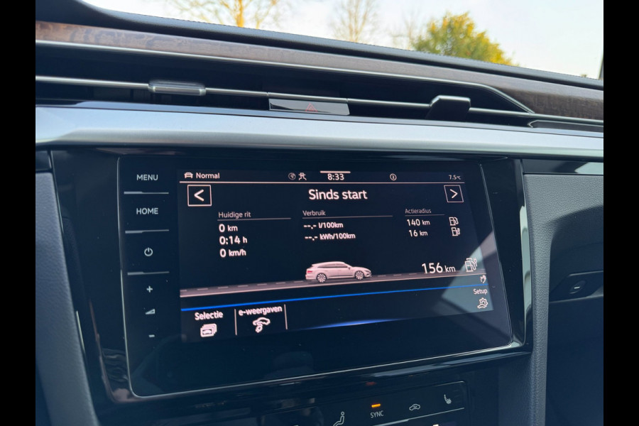 Volkswagen Arteon 1.4 TSI eHybrid Elegance SOH 92,8 %/ STANDK./ ERGOSTOELEN / CAMERA / TREKHAAK / 19INCH / ACC / STOELVERW. / NAVI