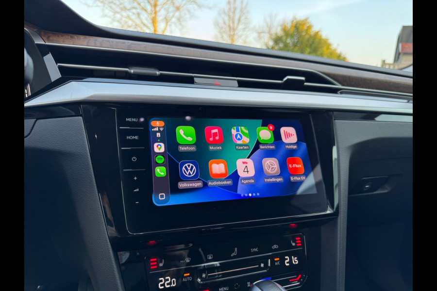 Volkswagen Arteon 1.4 TSI eHybrid Elegance SOH 92,8 %/ STANDK./ ERGOSTOELEN / CAMERA / TREKHAAK / 19INCH / ACC / STOELVERW. / NAVI